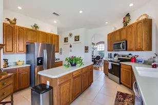 11702 SE 173rd Ln Rd, Summerfield, FL 34491 - Photo 16