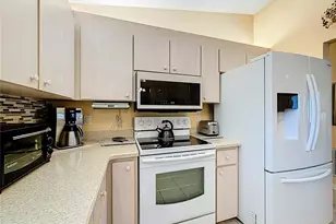 9826 SE 178th Ln, Summerfield, FL 34491 - Photo 16