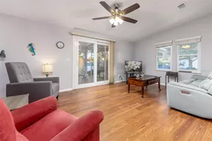605 Rainbow Blvd, Lady Lake, FL 32159 - Photo 18