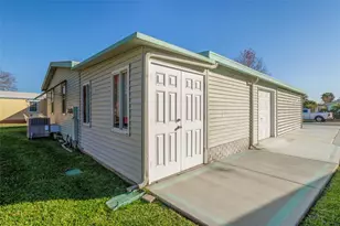 605 Rainbow Blvd, Lady Lake, FL 32159 - Photo 14