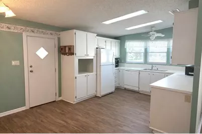 25308 Casa Del Lago Lane, Leesburg, FL 34748 - Photo 10