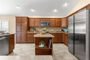 554 Socastee Pl, The Villages, FL 32163 - Photo 16