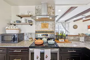 1023 S Morningside Dr, Eustis, FL 32726 - Photo 16