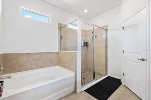 5470 Sunshine Dr, Wildwood, FL 34785 - Photo 14