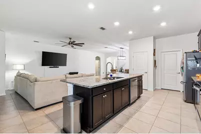 5470 Sunshine Drive, Wildwood, FL 34785 - Photo 6