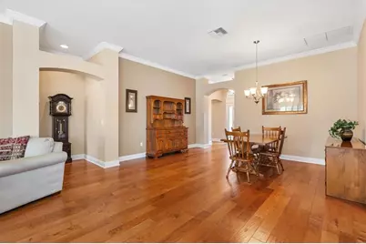 752 Baisley Trail, The Villages, FL 32162 - Photo 10