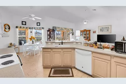 16812 Rockwell Heights Lane, Clermont, FL 34711 - Photo 12