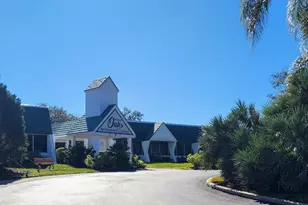 805 Oak Blvd, Wildwood, FL 34785 - Photo 4