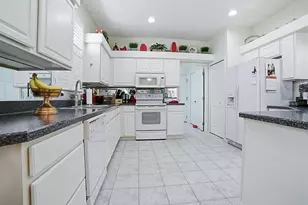 33122 Meadow Side Ct, Leesburg, FL 34748 - Photo 14