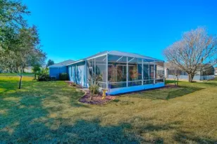 33122 Meadow Side Ct, Leesburg, FL 34748 - Photo 32