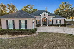 1102 Myrtle Breezes Ct, Fruitland Park, FL 34731 - Photo 2