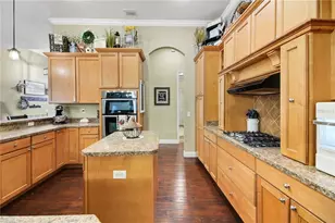 1102 Myrtle Breezes Ct, Fruitland Park, FL 34731 - Photo 12