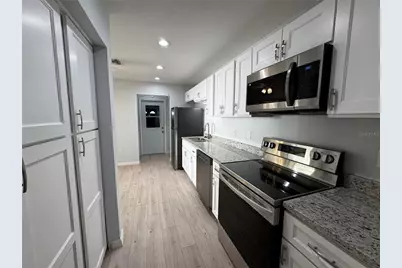 2205 Cypress Cove Drive, Tavares, FL 32778 - Photo 4