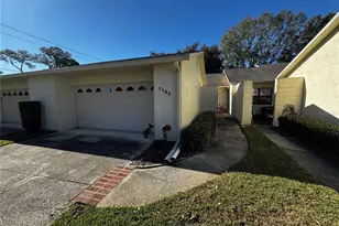 2205 Cypress Cove Dr, Tavares, FL 32778 - Photo 1