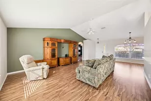 10440 Lake Hasson Cir, Clermont, FL 34711 - Photo 10