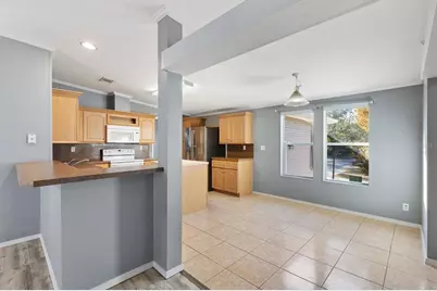 357 Walters Place, Fruitland Park, FL 34731 - Photo 8