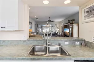 6002 Armada St, Tavares, FL 32778 - Photo 8