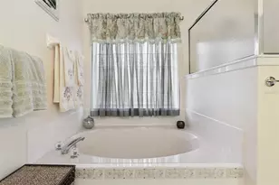 6002 Armada St, Tavares, FL 32778 - Photo 24