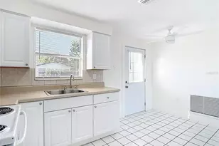 6312 Limerick Ave, New Port Richey, FL 34653 - Photo 12