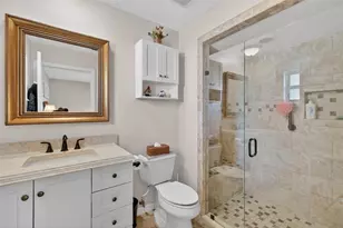 13523 Biscayne Dr, Grand Island, FL 32735 - Photo 16