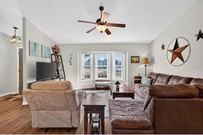 13523 Biscayne Drive, Grand Island, FL 32735 - Photo 12