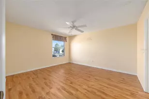 829 Evelynton Loop, The Villages, FL 32162 - Photo 4