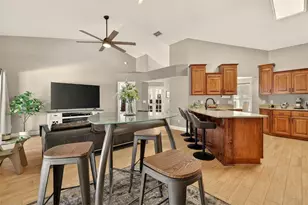 319 Eastridge Dr, Eustis, FL 32726 - Photo 8