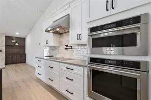 3146 Hammock Grove Rd, Groveland, FL 34736 - Photo 6