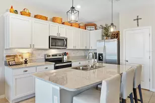 5250 Dragonfly Dr, Wildwood, FL 34785 - Photo 10