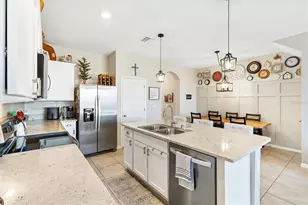 5250 Dragonfly Dr, Wildwood, FL 34785 - Photo 14