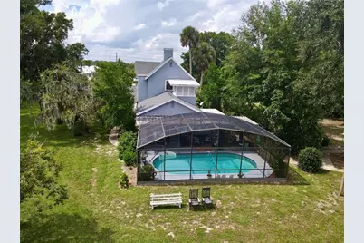 243 S Central Avenue, Umatilla, FL 32784 - Photo 4