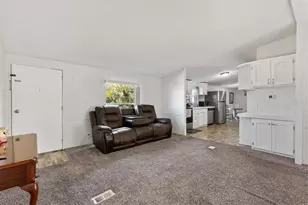 8185 Co Rd 109, Lady Lake, FL 32159 - Photo 10