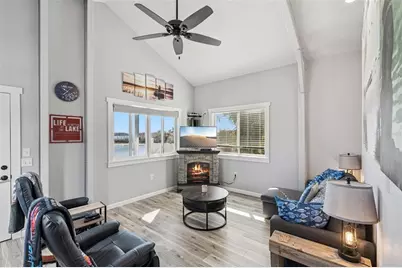 645 Cr 485A, Lake Panasoffkee, FL 33538 - Photo 6