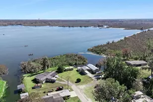 645 Cr 485A, Lake Panasoffkee, FL 33538 - Photo 28