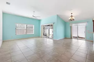 2610 Lindewood St, The Villages, FL 32163 - Photo 8