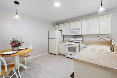 2014 Johnson Court, The Villages, FL 32162 - Photo 6