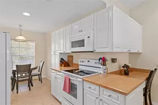 5436 Admiral Way, Oxford, FL 34484 - Photo 16