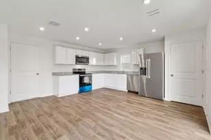 1941 Iowa Dr, Sumterville, FL 33585 - Photo 8