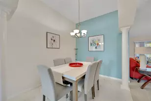 2713 Castillo Dr, The Villages, FL 32162 - Photo 6