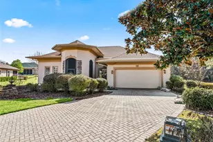 5236 Island Terrace Ct, Lady Lake, FL 32159 - Photo 6
