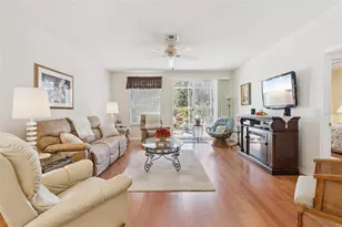 25239 Cranes Roost Cir, Leesburg, FL 34748 - Photo 10