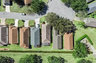 25239 Cranes Roost Cir, Leesburg, FL 34748 - Photo 26