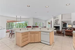5321 Greens Dr, Lady Lake, FL 32159 - Photo 24