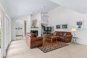 5321 Greens Dr, Lady Lake, FL 32159 - Photo 24