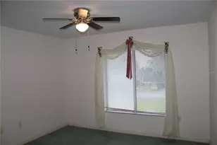 38901 Ella Dr, Lady Lake, FL 32159 - Photo 30