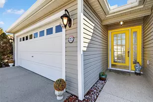 3040 Batally Ct, The Villages, FL 32162 - Photo 2