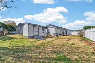 365 Via Bianca Dr, Davenport, FL 33896 - Photo 22