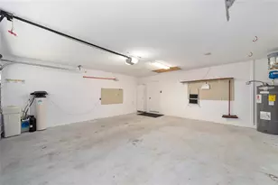 17180 SE 93rd Yondel Cir, The Villages, FL 32162 - Photo 38