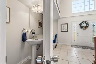 1678 Ridgemoor Dr, Mascotte, FL 34753 - Photo 4