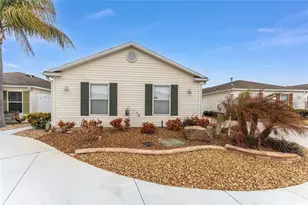 585 Lacy Pl, The Villages, FL 32162 - Photo 2